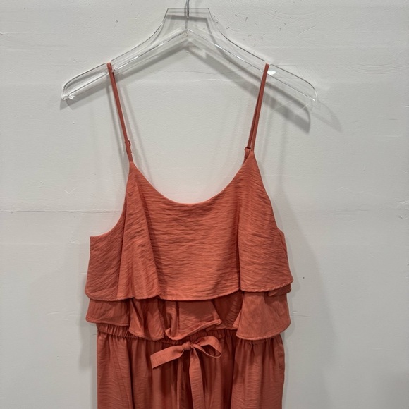 Hem & Thread Layered Ruffle Top Wide Leg Jumpsuit Thin Strap Belted Large - Picture 3 of 9